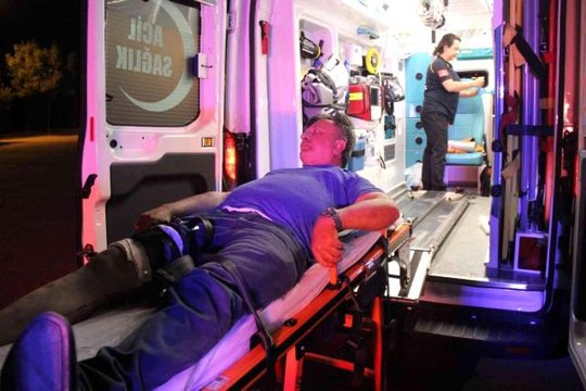 Köprüde beklerken dehşeti yaşadı: Neden burada duruyorsun? diyerek bıçakladılar