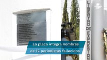 Develan placa en honor a periodistas fallecidos en Morelos