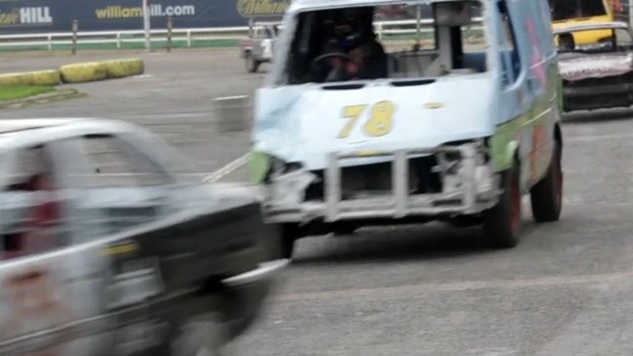 DiRT Showdown - Live-Action-Trailer: Die Presse beim Crash-Rennen