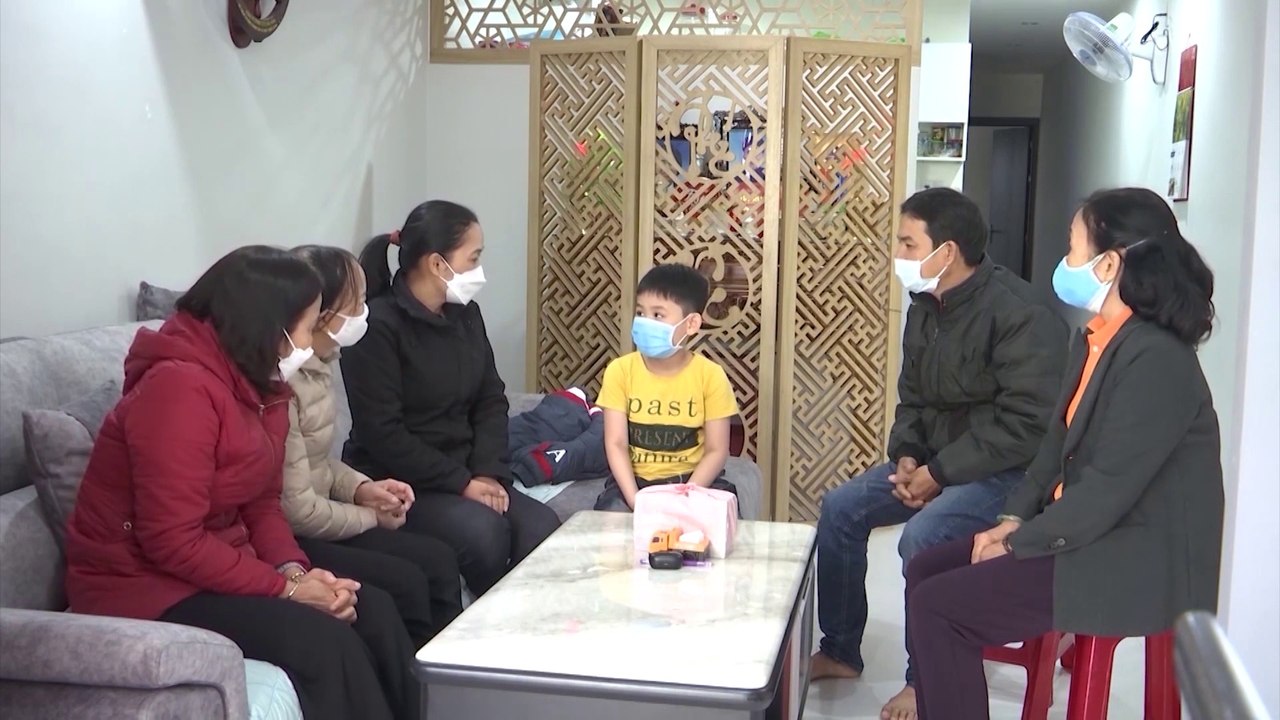 NHÀ HAI LÚA | KHI PHỤ NỮ CHỌN NGHỀ LÀM MẸ