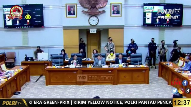 Kapolri Rapat Dengar Pendapat (RDP) dengan Komisi III DPR RI