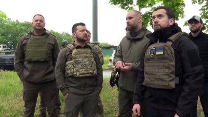 Guerre en Ukraine : la "défense absolument héroïque" du Donbass se poursuit, selon Zelensky
