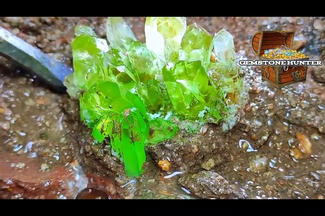 Amazing!!! Stone Crystal Diamond green 1000year