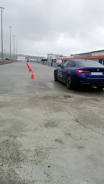 BMW i4 M50