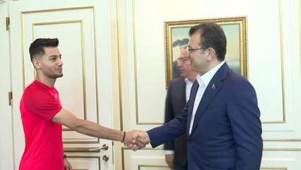 İmamoğlu'ndan Sporculara: "Siyaset Hariç, Tüm Alanlarda Katkınıza İhtiyacımız Var"