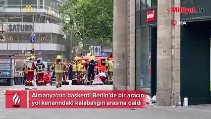 Almanya’da bir araç kalabalığın arasına daldı
