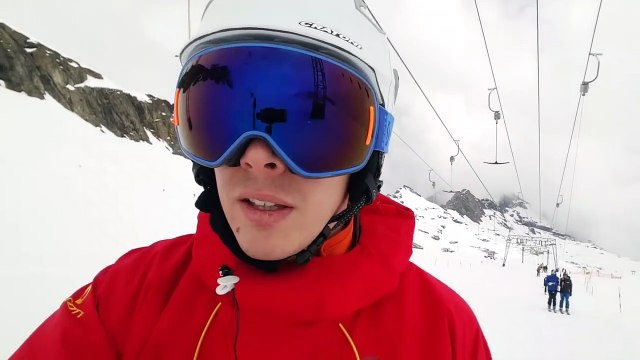 Essai Yamaha Niken Surprenant OVNI à 3 roues !