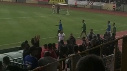 AKP'li vekile stadyumda ıslıklı protesto