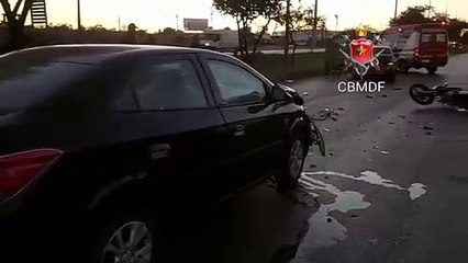 Condutor desvia de cão na EPNB e causa acidente grave na via