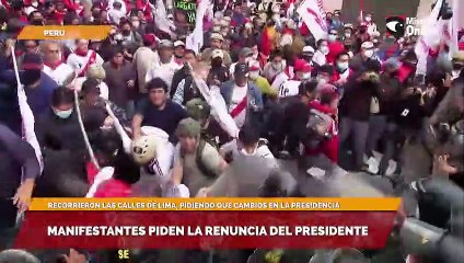 Manifestantes piden la renuncia del presidente