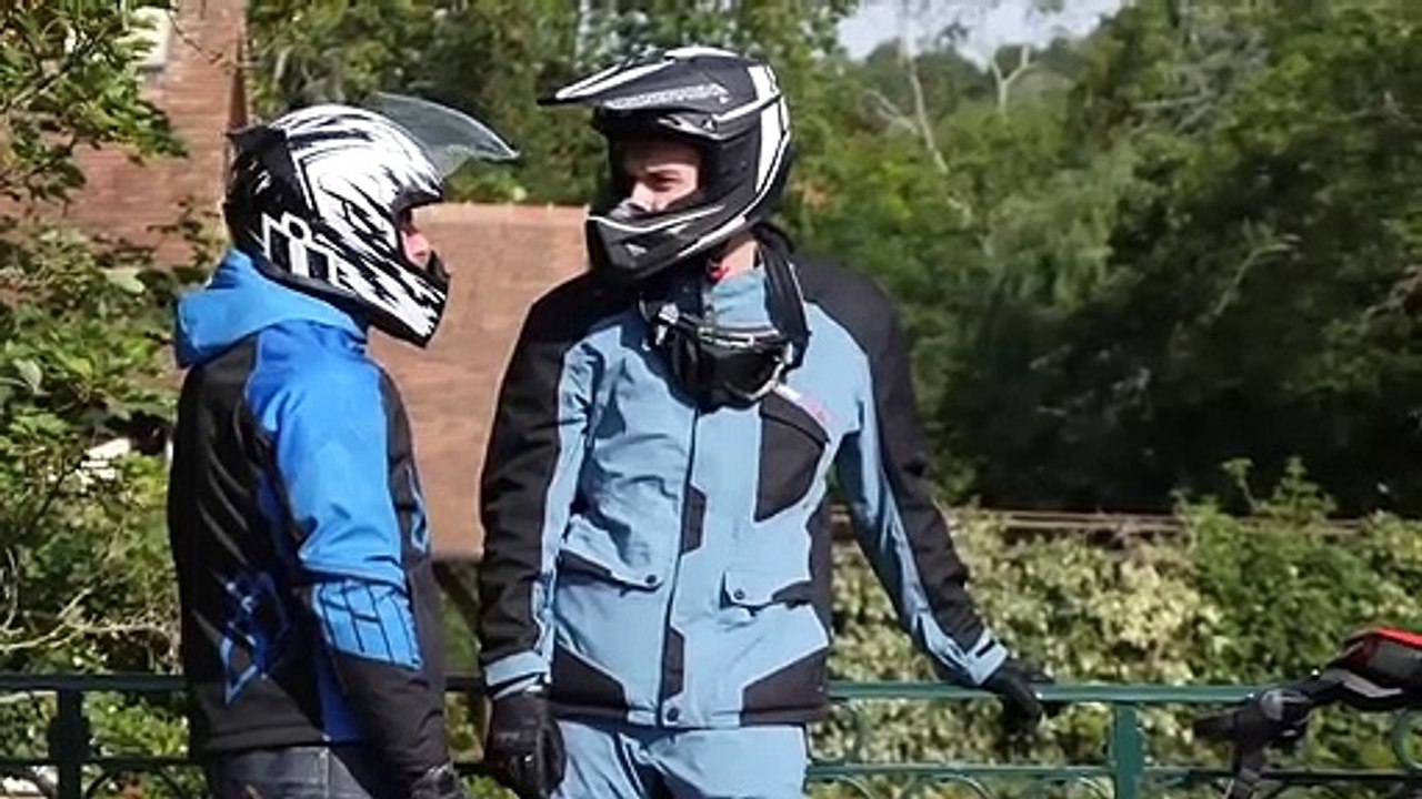 Test Yamaha Ténéré 700  Est-elle plus proche de la Tracer ou de la WR Rallye