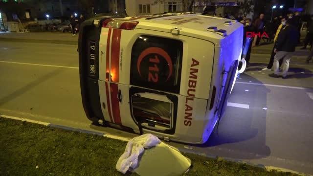 Son dakika haber... ÇANAKKALE AMBULANS İLE TAKSİNİN ÇARPIŞTIĞI KAZA KAMERADA