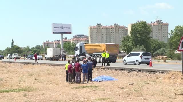 Kamyonetle çarpışan motosikletin sürücüsü öldü