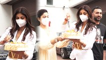 Shilpa Shetty ने Husband Raj Kundra के साथ अपने BIRTHDAY CAKE CUTTING FULL VIDEO | Boldsky