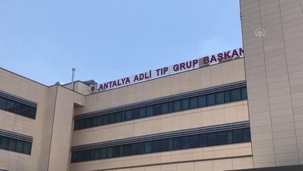 Dere yatağında bulunan oğlunun cesedini ayakkabı ve boynundaki kolyeden teşhis etti