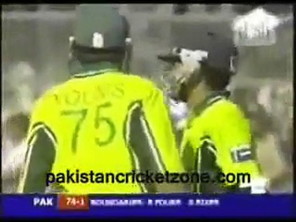 KAMRAN AKMAL 109 vs England 2005