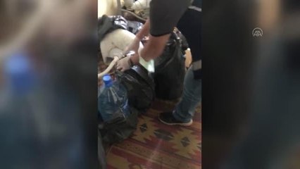 Konakladıkları otelde sahte içki ürettikleri iddia edilen 2 kişi gözaltına alındı