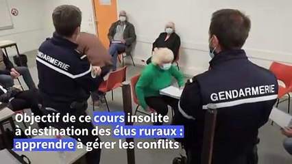 Des élus ruraux à l'école des négociateurs de la gendarmerie