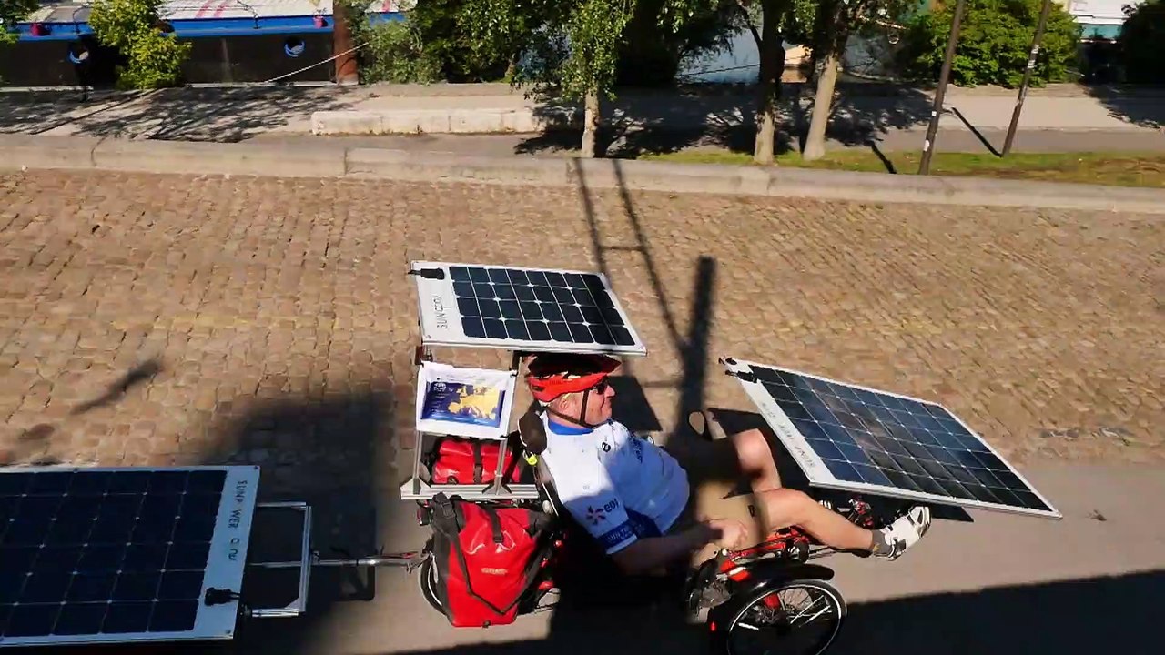 Al via Sun Trip Europe, un "solare" viaggio in bici