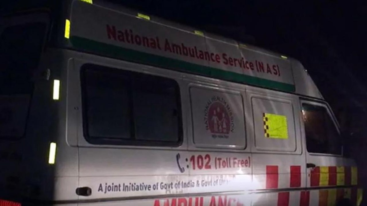 UP:8 died as two storey building collapsed in Gonda