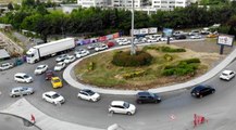 Kuyumcukent'te İBB'nin yaptığı kavşak çalışması trafiği kilitledi
