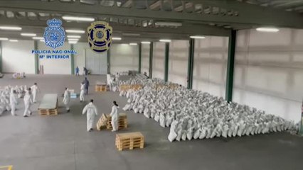 Cocaína camuflada en carbón