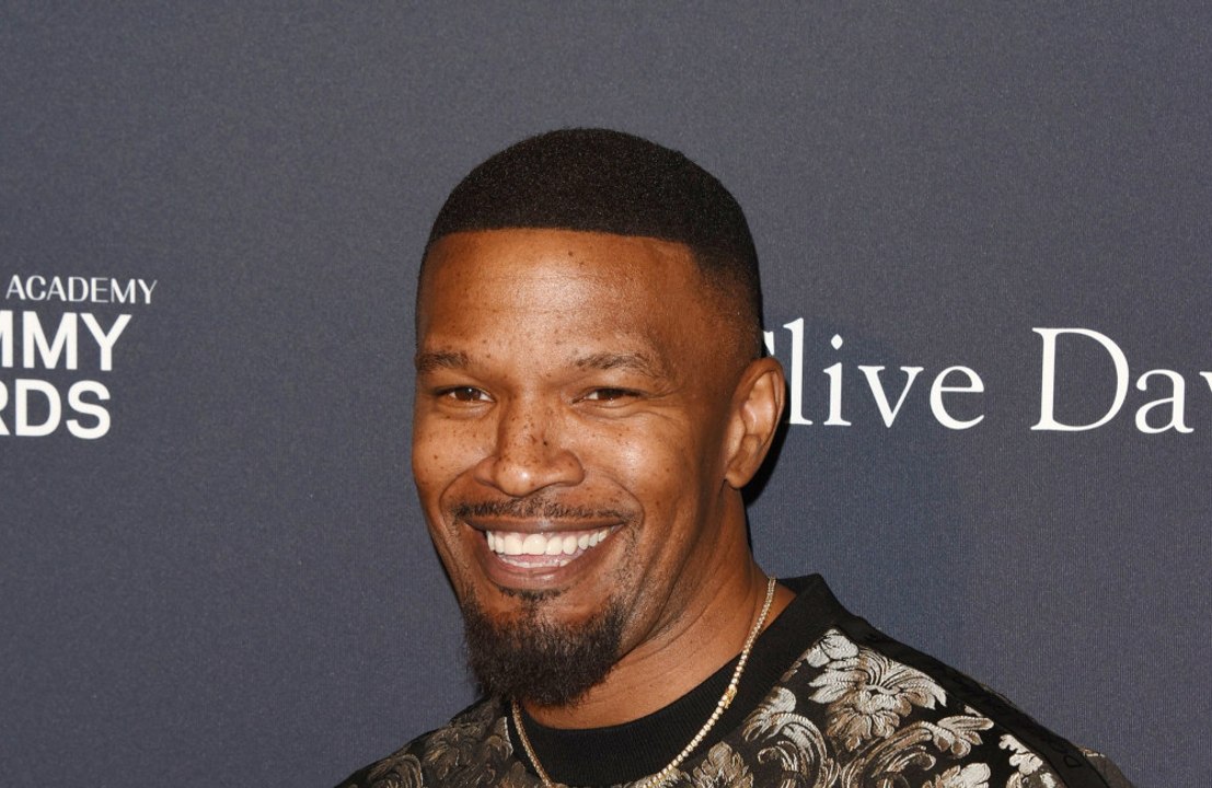 Jamie Foxx jokes that it's his 'job' to embarrass his daughter
