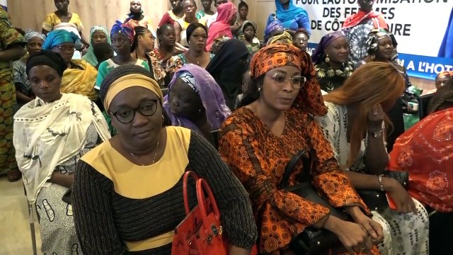 Fête des mères: les femmes de Grand-Bassam rendent hommage au Président Ouattara