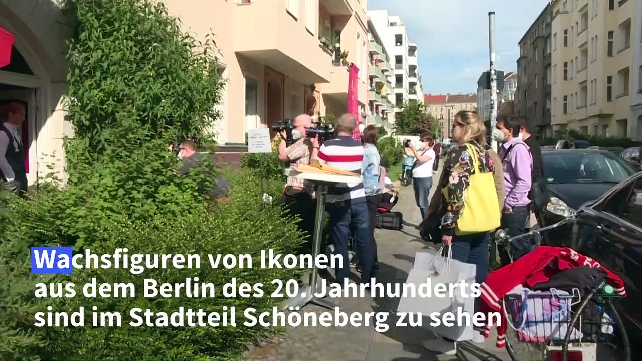 David Bowie und Marlene Dietrich: Wachsfiguren auf Berlins Straßen