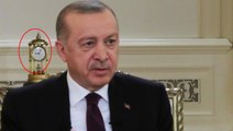 Cumhurbaşkanı Erdoğan'ın arkasındaki saatin Atatürk'ün vefat zamanını simgelediği ortaya çıktı