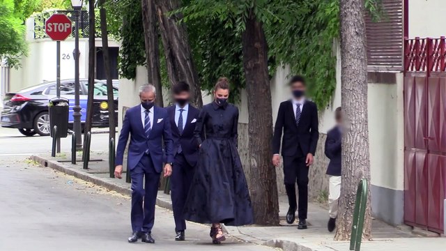 Mar Flores y Javier Merino, juntos en la doble Primera Comunión de sus hijos pequeños