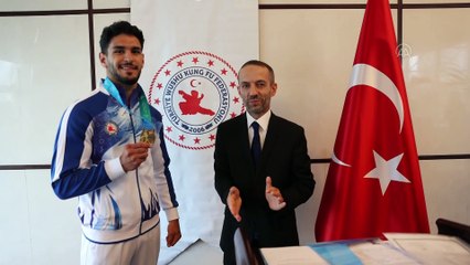 Download Video: ANKARA - Türkiye Wushu Kung Fu Federasyonu Başkan Vekili Akyüz: 'Yunus Emre Batan'ın dünya şampiyonluğu bizi gururlandırmıştır'