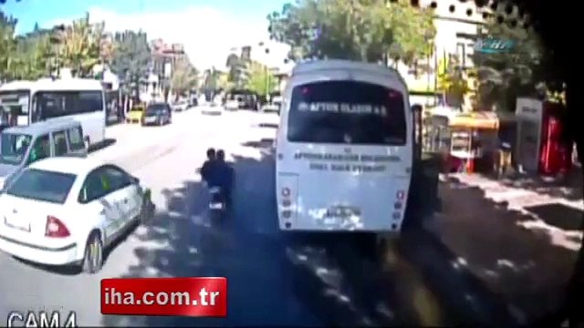 İndiği otobüsün altında kalıp can verdi