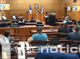 Telenoticias / Abogados de Víctor Díaz Rúa concluyeron de presentar testigos a descargo / 1 de junio 2021