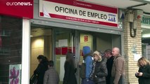 España vive la mayor bajada de desempleo en un mes desde 1996