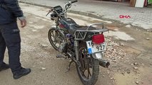 BURSA MOTOSİKLETİNİN ŞASİ NUMARASI VE PLAKASI UYUŞMAYINCA GÖZALTINA ALINDI