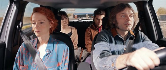 Con quién viajas - Tráiler oficial