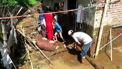 Tanggul Sungai Cisunggalah Jebol, 500 Rumah Terendam