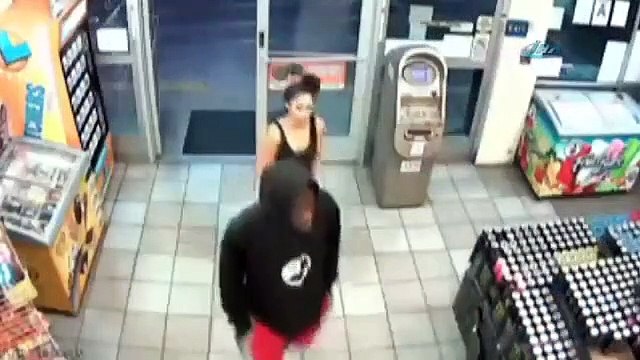 Benzinlikte silahlı soygun dehşeti