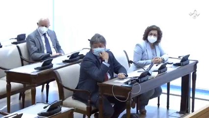 Macarena Olona denuncia "amenazas" de un diputado del PP y Gabriel Rufián sale en su defensa