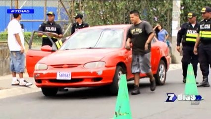 7 Días: Comunidad contra la pared - 180515