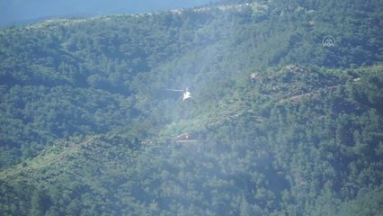 BALIKESİR - Orman yangınına müdahale ediliyor