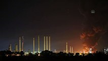 TAHRAN - İran'ın başkenti Tahran'ın güneyindeki Şehid Tondguyan Petrol Rafinerisinde büyük bir yangın çıktı (2)
