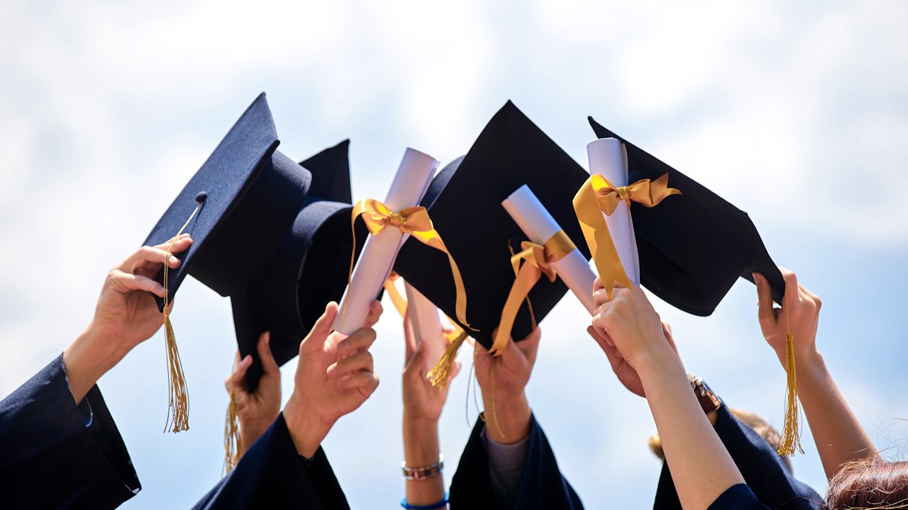 Community College Wipes Away Student Debt As Graduation Gift