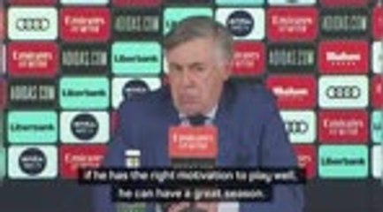 Télécharger la video: Ancelotti opens door for Bale to earn his way back into Madrid team