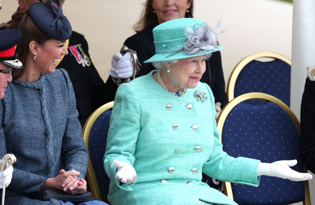 Buckingham Palace reveals details of Queen Elizabeth's huge Platinum Jubilee celebration!