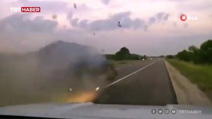 Alkollü sürücü boş yolda devriye aracına çarptı