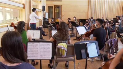 Adrián Rincón, primer director de orquesta ciego titulado en España