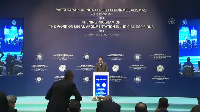 ANKARA - Gül: 'Hukuk devletinde sadece mahkeme kararları değil her türlü tasarruf, gerekçesiyle keyfilikten ayrılır'