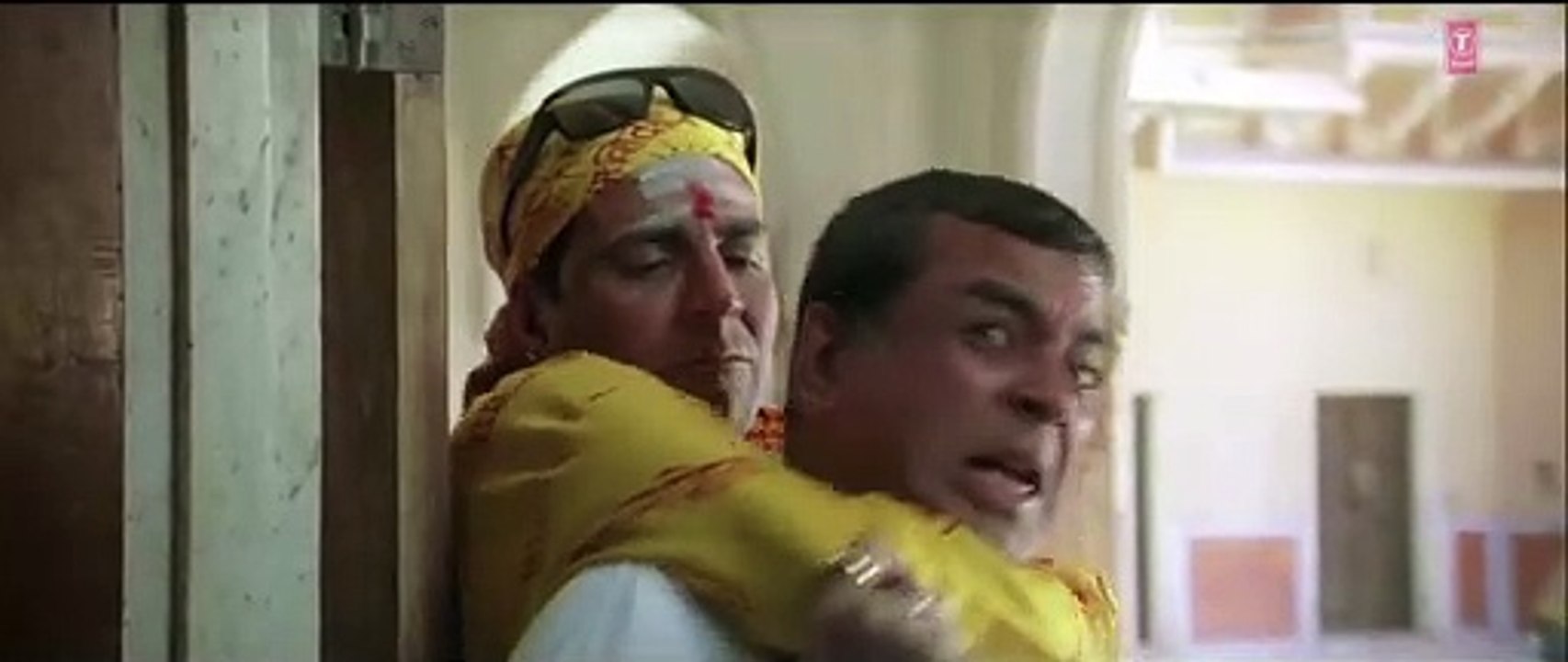 Pagal Khana Khol Rakha Hai Tum Logo Ne  Bhool Bhulaiyaa  Movie Clip  Akshay Kumar Vidya Balan